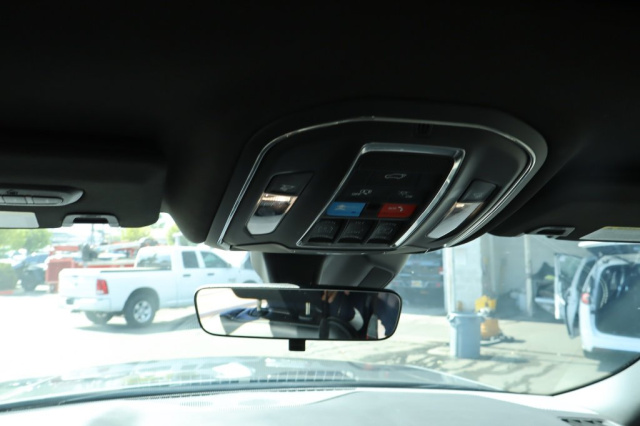Used 2025 Jeep Grand Cherokee L Limited  in Norco, CA 31