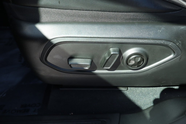 Used 2025 Jeep Grand Cherokee L Limited  in Norco, CA 19