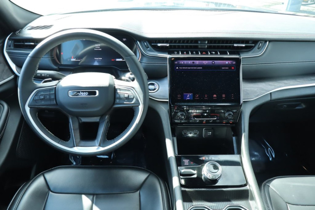 Used 2025 Jeep Grand Cherokee L Limited  in Norco, CA 25
