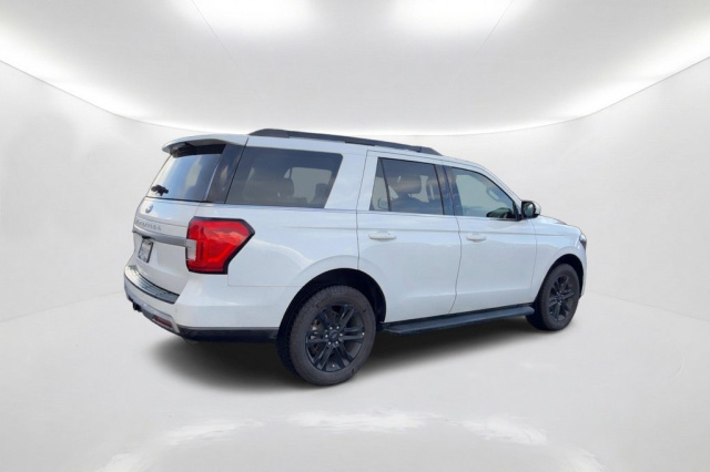 Used 2024 Ford Expedition XLT  in Norco, CA 5