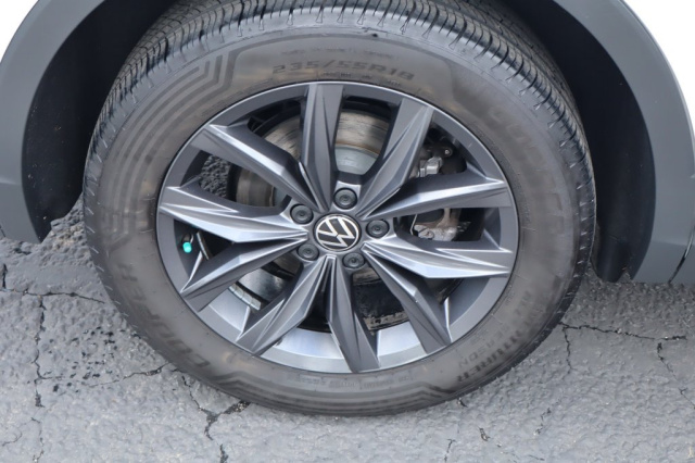 Used 2024 Volkswagen Tiguan 2.0T SE  in Norco, CA 10