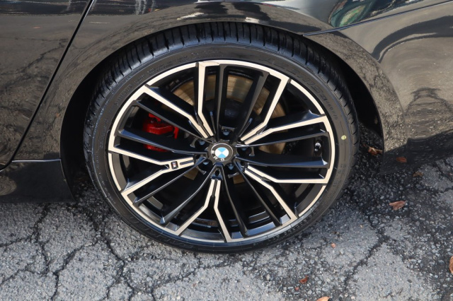 Used 2022 BMW 5 Series 530i  in Norco, CA 12