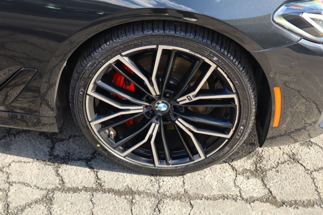 Used 2022 BMW 5 Series 530i  in Norco, CA 9