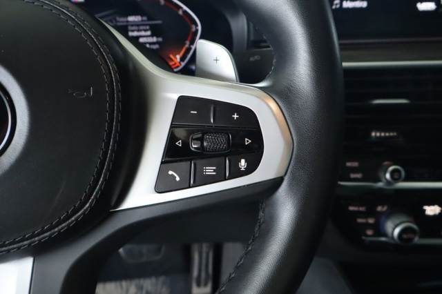 Used 2022 BMW 5 Series 530i  in Norco, CA 23