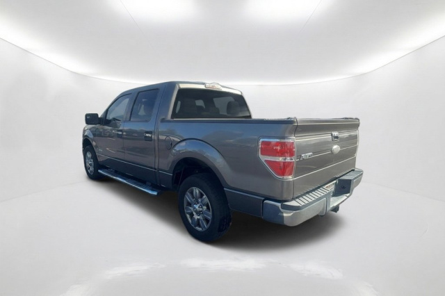 Used 2011 Ford F-150 XLT  in Norco, CA 7