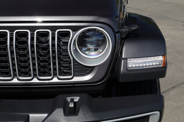 Used 2025 Jeep Wrangler Sahara  in Norco, CA 8