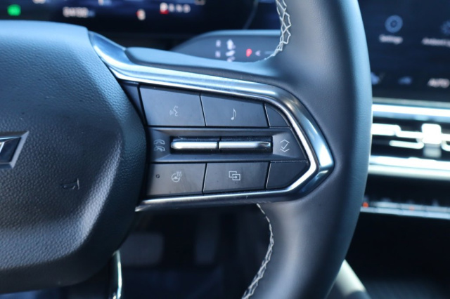 Used 2024 Chevrolet Equinox EV LT  in Norco, CA 24