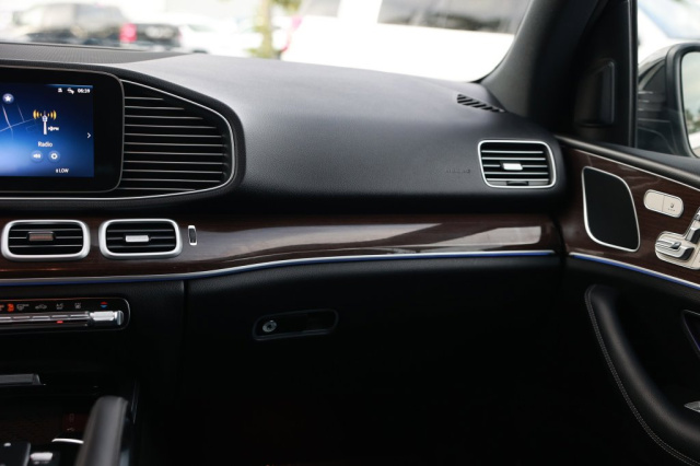 Used 2025 Mercedes-Benz GLE GLE 450e 4MATIC® in Norco, CA 28