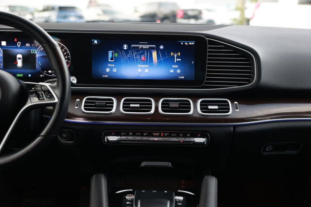 Used 2025 Mercedes-Benz GLE GLE 450e 4MATIC® in Norco, CA 27