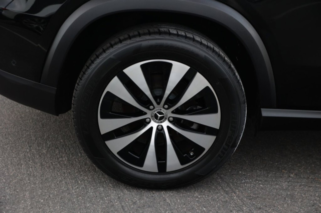 Used 2025 Mercedes-Benz GLE GLE 450e 4MATIC® in Norco, CA 9