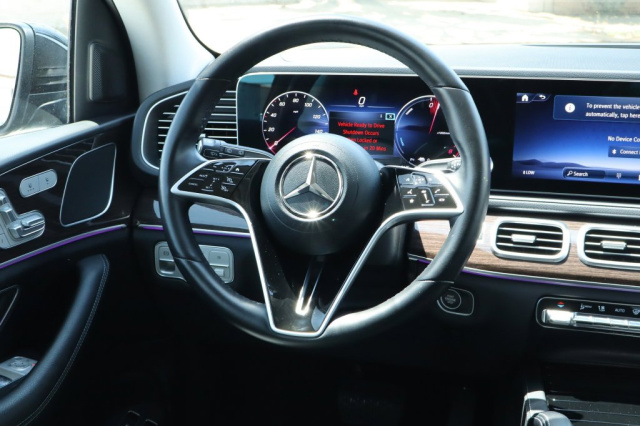 Used 2025 Mercedes-Benz GLE GLE 450e 4MATIC® in Norco, CA 25