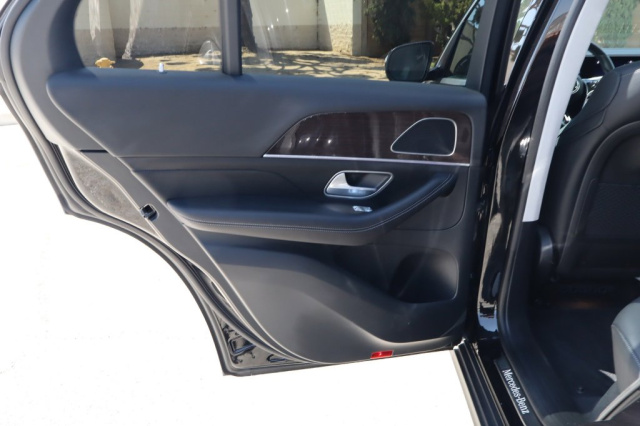 Used 2025 Mercedes-Benz GLE GLE 450e 4MATIC® in Norco, CA 33