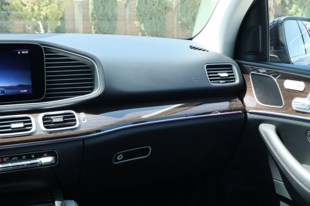 Used 2025 Mercedes-Benz GLE GLE 450e 4MATIC® in Norco, CA 30