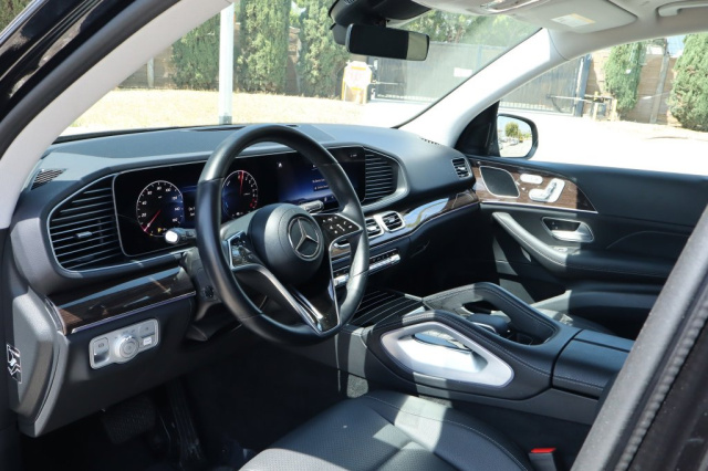 Used 2025 Mercedes-Benz GLE GLE 450e 4MATIC® in Norco, CA 16