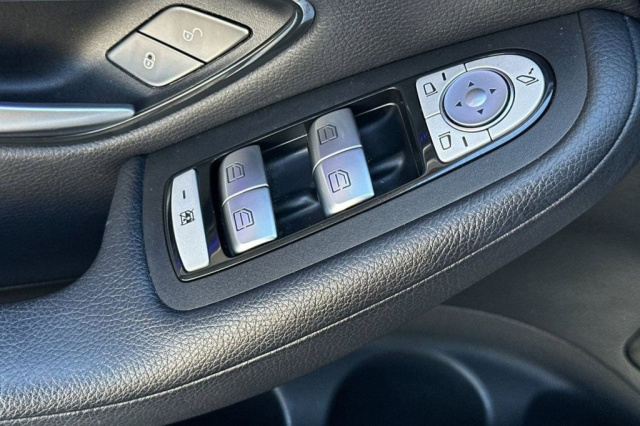 Used 2022 Mercedes-Benz GLC GLC 300  in Norco, CA 13