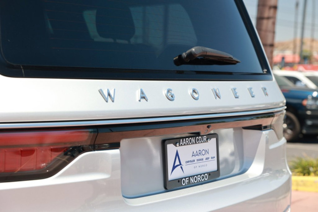 Used 2023 Jeep Wagoneer Series II  in Norco, CA 14