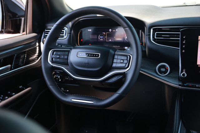 Used 2023 Jeep Wagoneer Series II  in Norco, CA 27