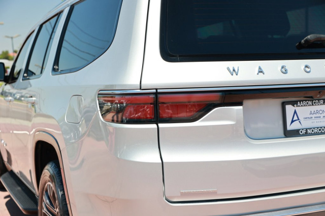 Used 2023 Jeep Wagoneer Series II  in Norco, CA 13