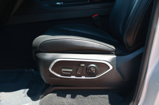 Used 2023 Jeep Wagoneer Series II  in Norco, CA 20
