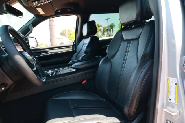 Used 2023 Jeep Wagoneer Series II  in Norco, CA 19