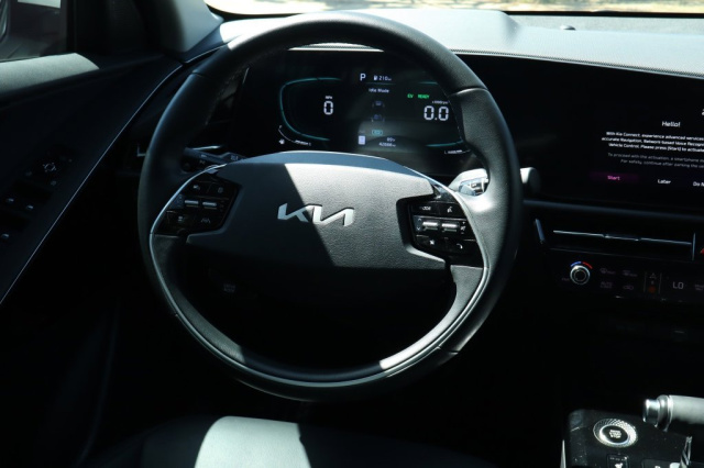Used 2023 Kia Niro EX  in Norco, CA 23