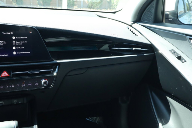 Used 2023 Kia Niro EX  in Norco, CA 25