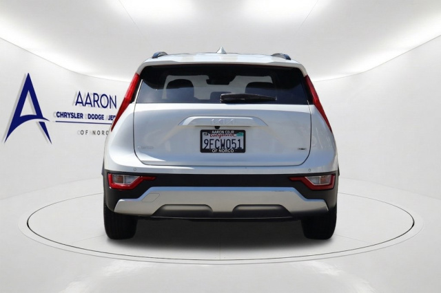 Used 2023 Kia Niro EX  in Norco, CA 5