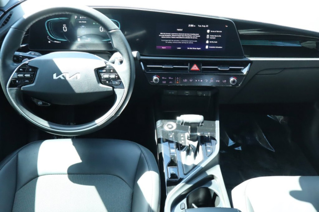 Used 2023 Kia Niro EX  in Norco, CA 22