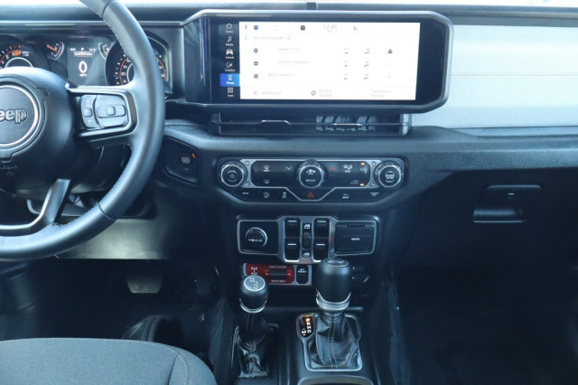 Used 2025 Jeep Wrangler Willys  in Norco, CA 26
