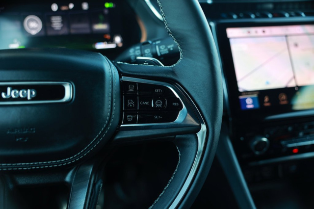Used 2023 Jeep Grand Cherokee Overland 4xe  in Norco, CA 24