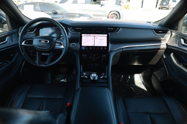 Used 2023 Jeep Grand Cherokee Overland 4xe  in Norco, CA 27