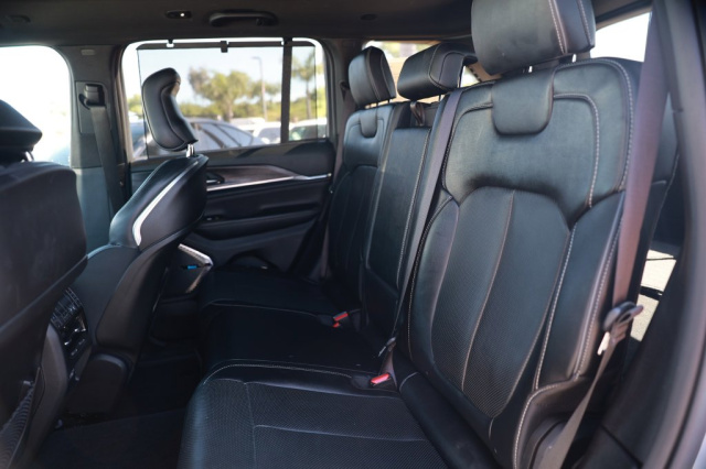 Used 2023 Jeep Grand Cherokee Overland 4xe  in Norco, CA 35