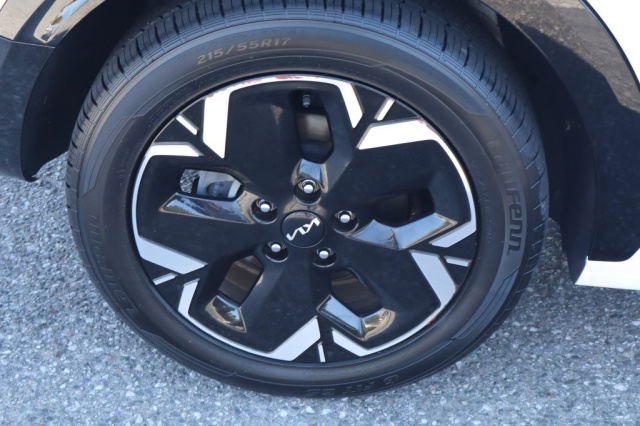Used 2023 Kia Niro EV Wave  in Norco, CA 11