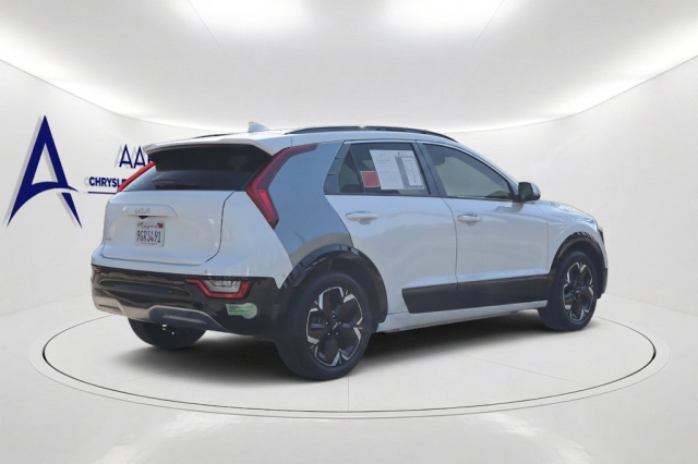 Used 2023 Kia Niro EV Wave  in Norco, CA 4