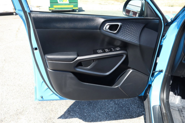 Used 2024 Kia Soul EX  in Norco, CA 17