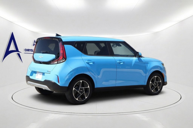 Used 2024 Kia Soul EX  in Norco, CA 4
