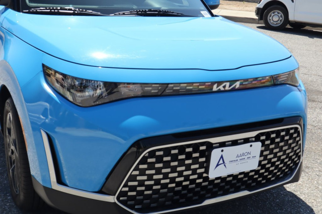 Used 2024 Kia Soul EX  in Norco, CA 9