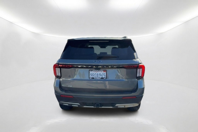 Used 2025 Ford Explorer Active  in Norco, CA 6