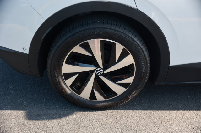 Used 2023 Volkswagen ID.4 Pro  in Norco, CA 10