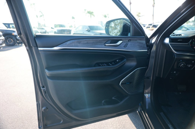Used 2023 Jeep Grand Cherokee Overland 4xe  in Norco, CA 21
