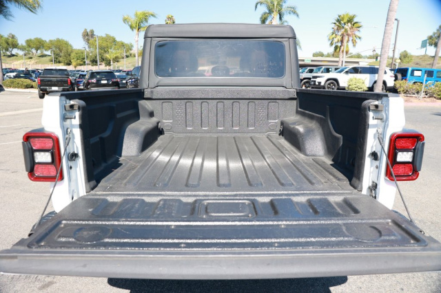 Used 2021 Jeep Gladiator Rubicon  in Norco, CA 44