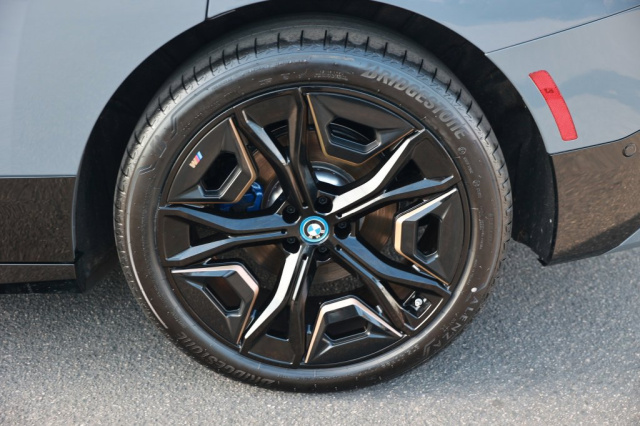 Used 2025 BMW iX M60  in Norco, CA 13