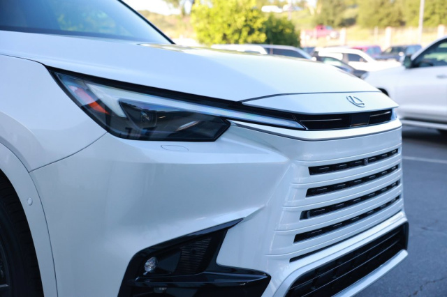 Used 2024 Lexus TX 500h F SPORT Premium  in Norco, CA 8