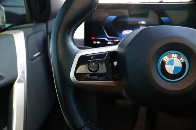 Used 2025 BMW iX xDrive50  in Norco, CA 25