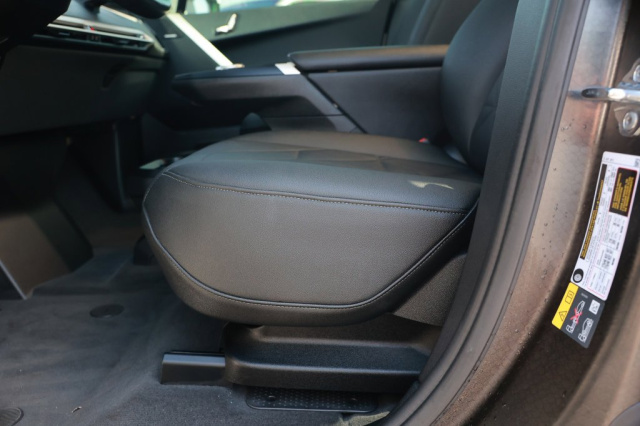Used 2025 BMW iX xDrive50  in Norco, CA 22