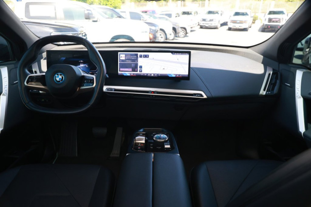 Used 2025 BMW iX xDrive50  in Norco, CA 28