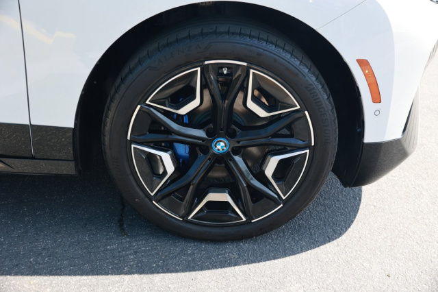 Used 2025 BMW iX xDrive50  in Norco, CA 10