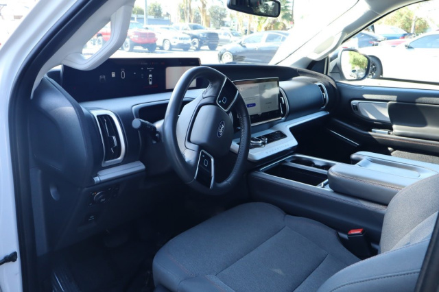 Used 2025 Ford Expedition Active  in Norco, CA 19
