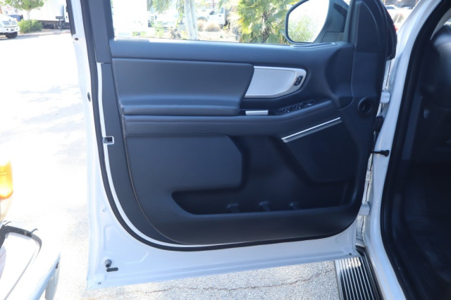 Used 2025 Ford Expedition Active  in Norco, CA 20