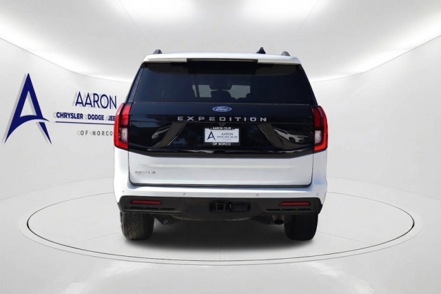 Used 2025 Ford Expedition Active  in Norco, CA 6